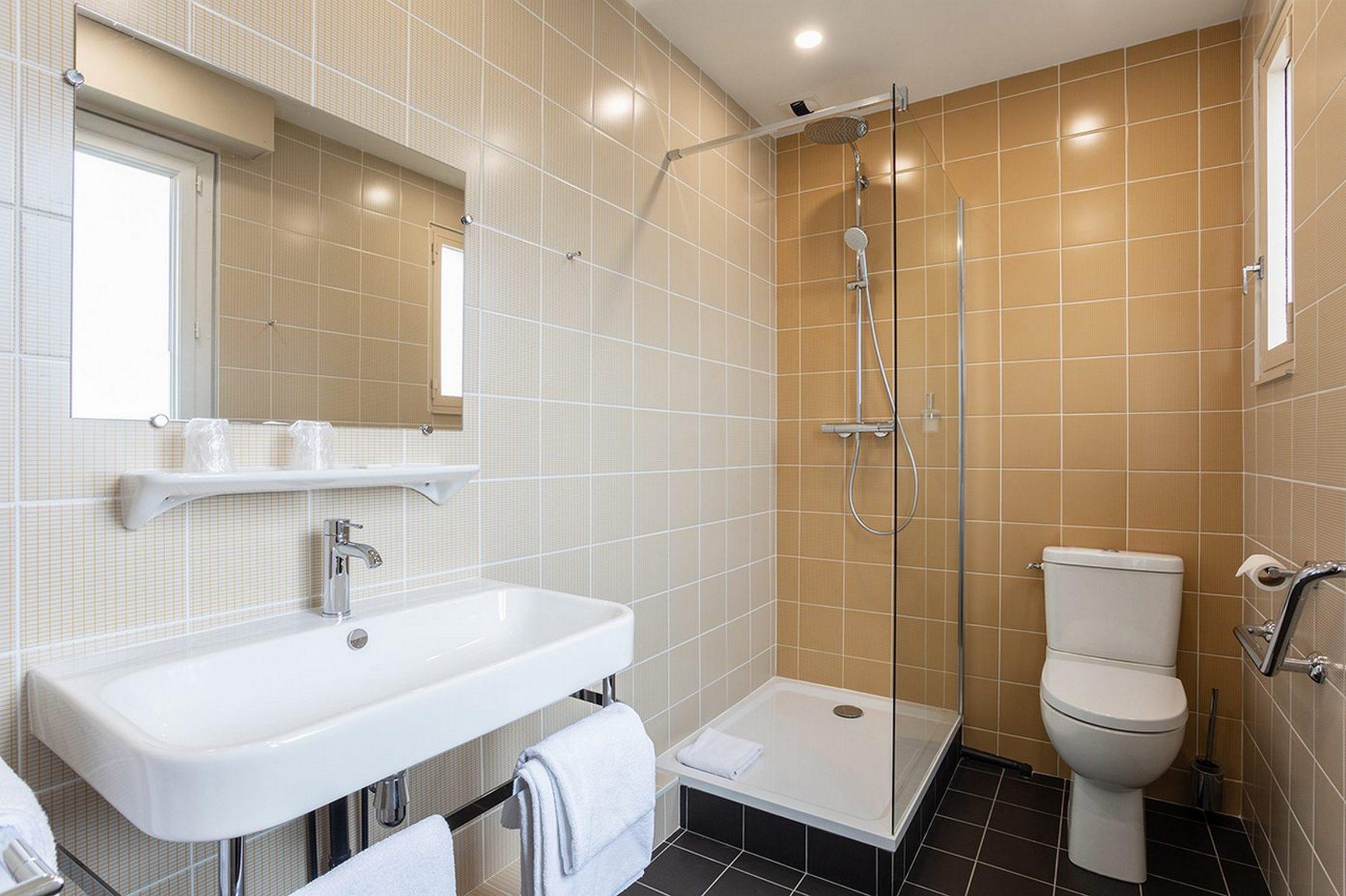 Hotel Grand De La Gare Angers