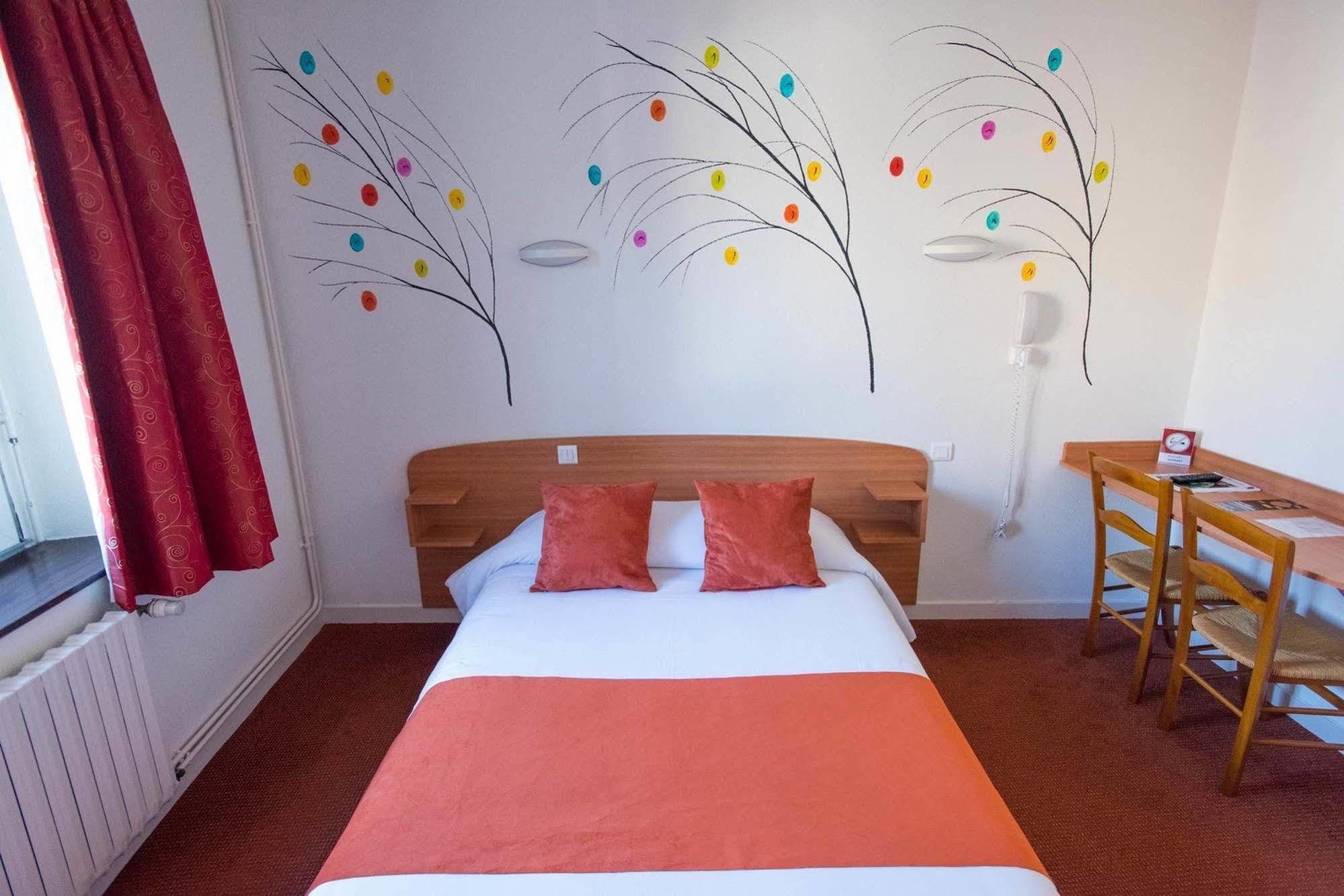 Hotel Grand De La Gare 3*